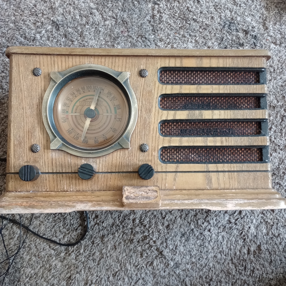 THOMAS Limited Edition RadioThe Presidential Radio